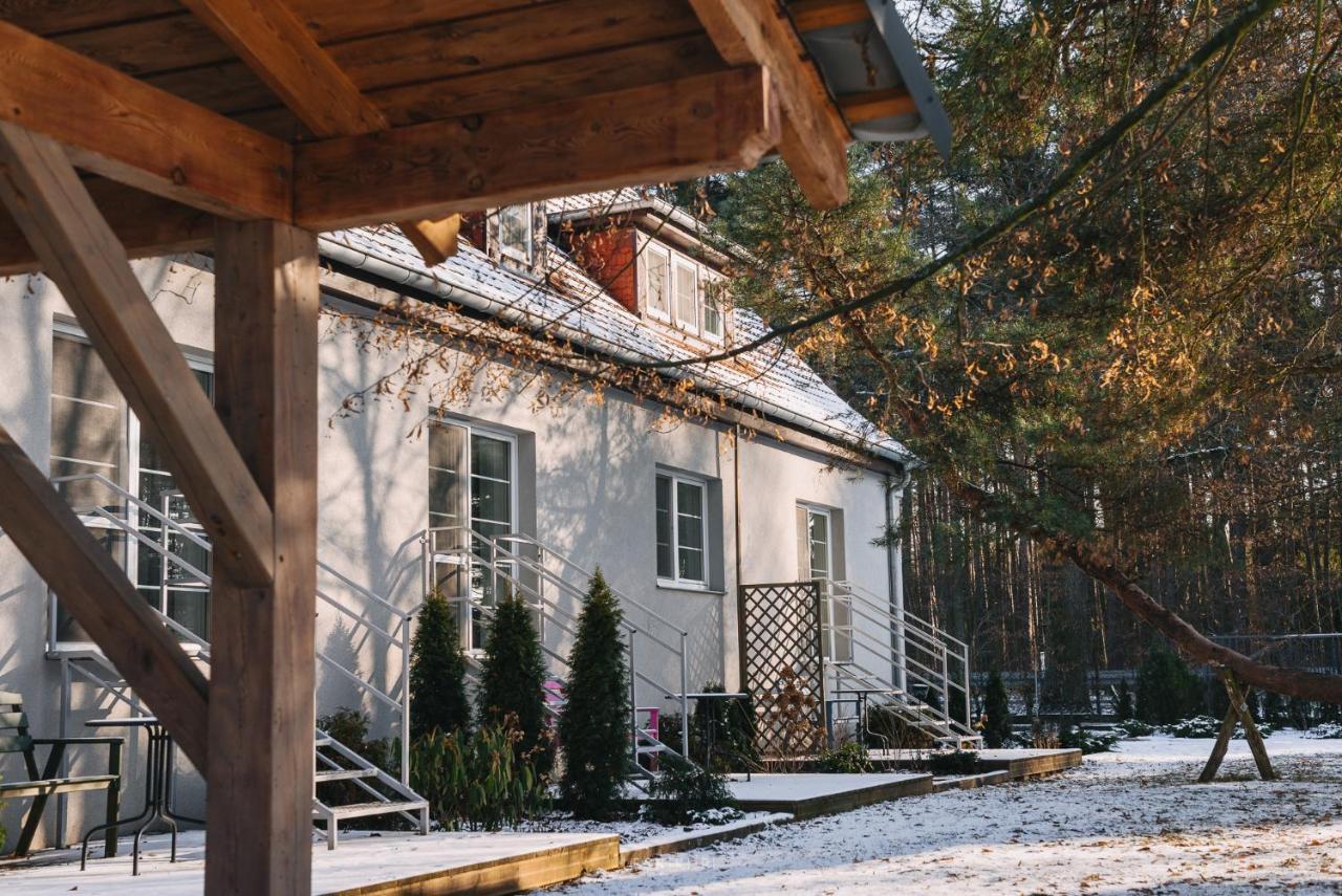 Lesniki Lägenhet Babimost Exteriör bild